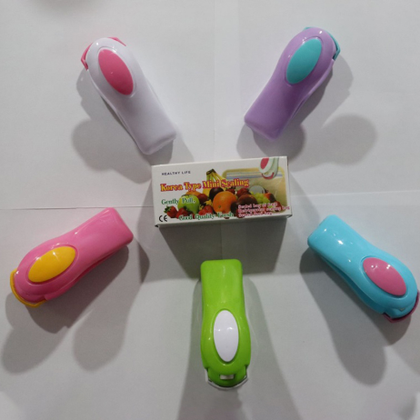 Mini Portable Bag Sealer Plastic Impulse Sealer Pink and White 10 cm - Random Colour