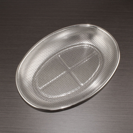 Oval Metal Strainer Tray Basket Colander Strainer for Kitchen 31 x 22 x 5.5 cm
