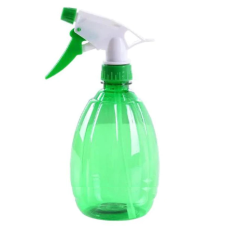 13 cm Plastic Spray Bottle for Garden Plant Barber 500 ml - Random Colours